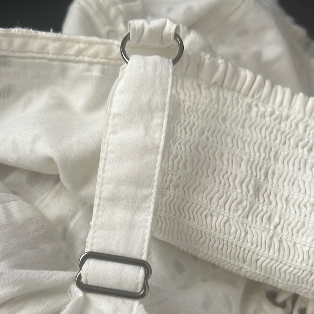 Urban Outfitters, Women’s Size Large White Eyelet floral Tank Top - Picture 7 of 7
